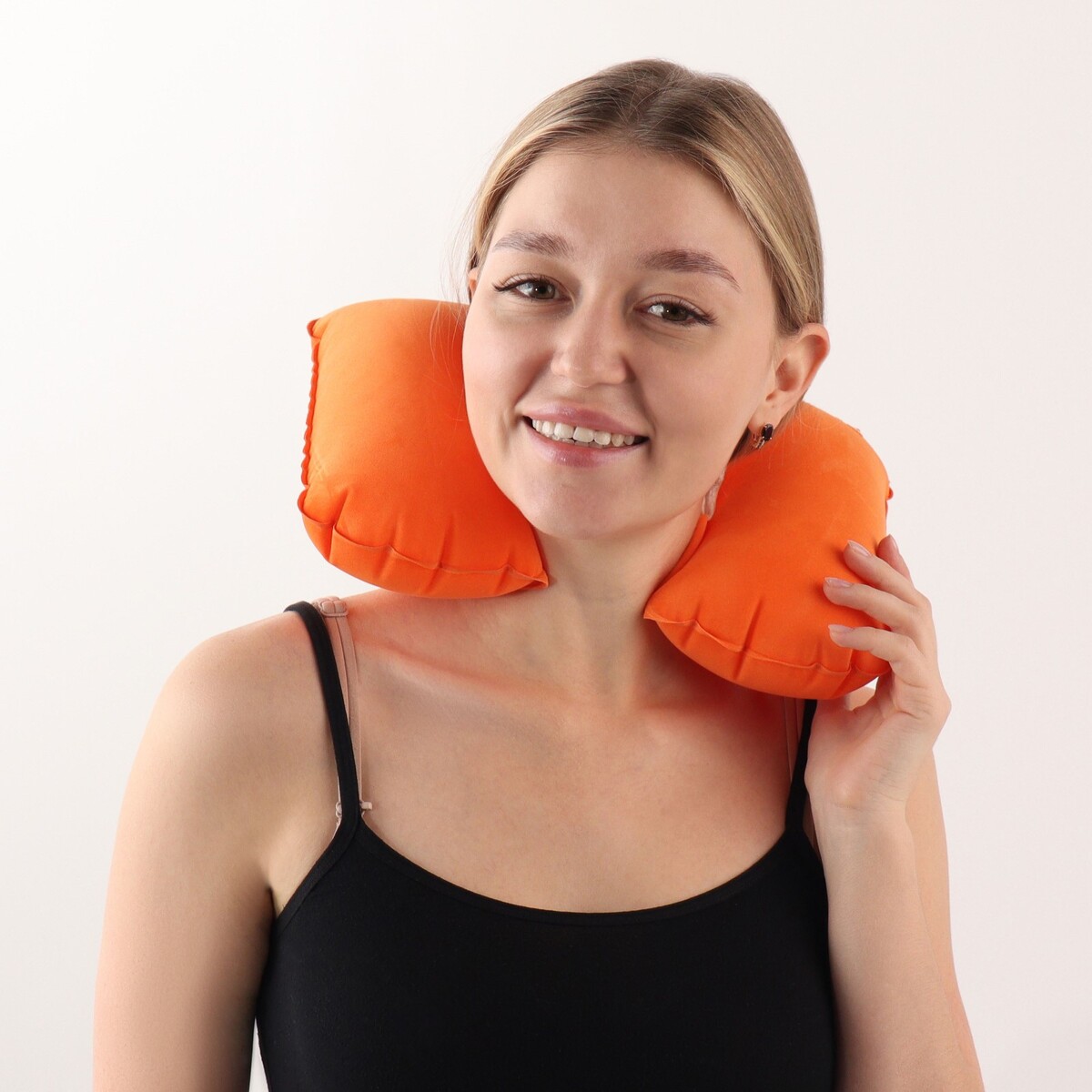 фото Подушка для шеи дорожная, надувная, 38 × 24 см, цвет оранжевый onlitop