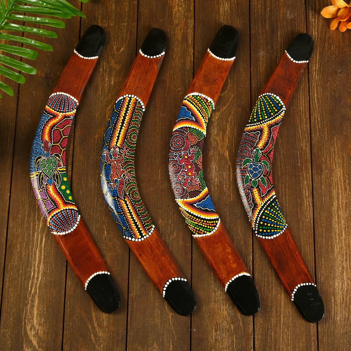 Сувенир бумеранг, Коричневый;разноцветный 
Сувенир бумеранг, Коричневый;разноцветный