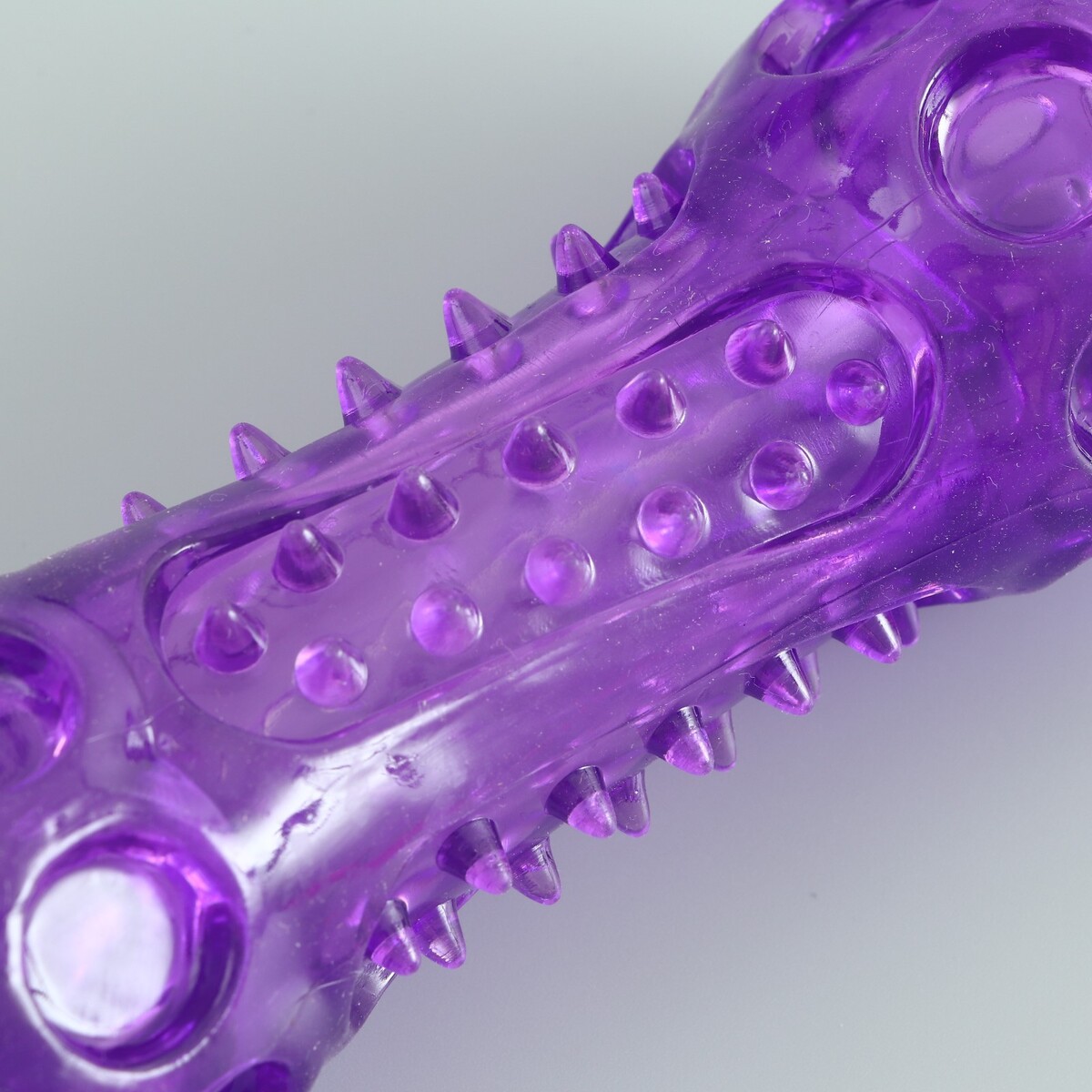 фото Игрушка-палка из термопластичной резины с утопленной пищалкой, фиолетовая пижон