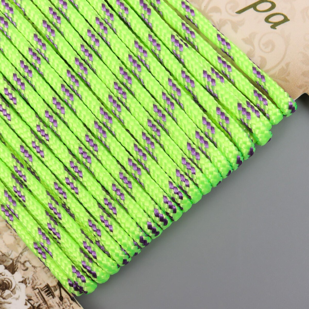 Тесьма декоративная шнур, Зеленый
Тесьма декоративная шнур, Зеленый