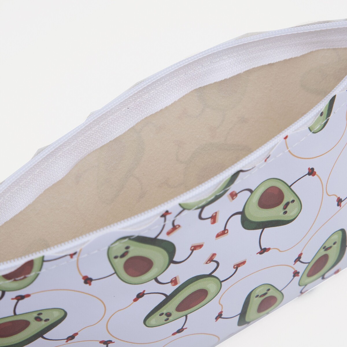 фото Косметичка на молнии, цвет белый no brand