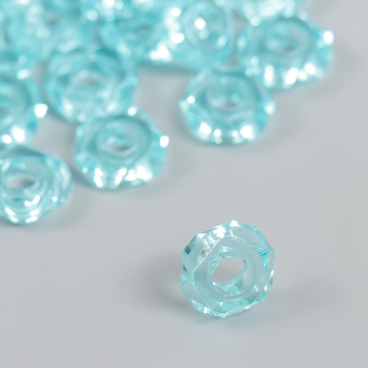 Бусины для творчества пластик, Голубой
Бусины для творчества пластик, Голубой