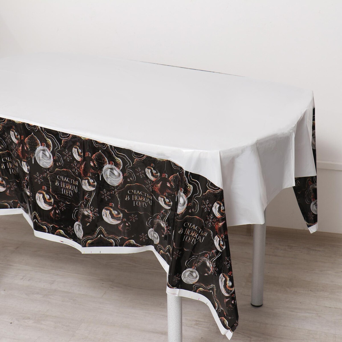 фото Скатерть страна карнавалия