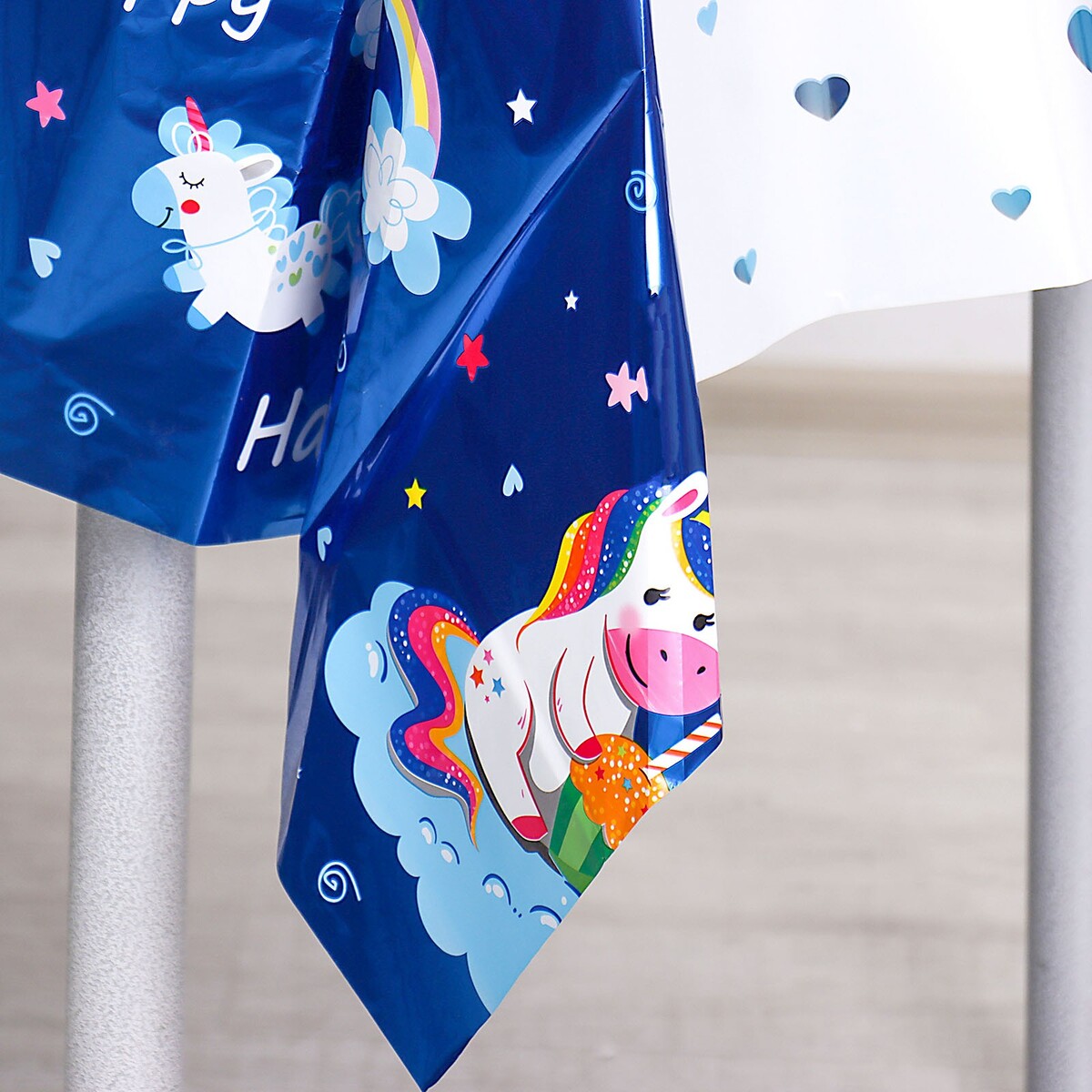 фото Скатерть страна карнавалия