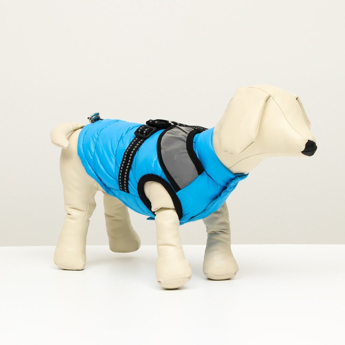 фото Куртка для собак со светоотражающей шлейкой, размер 16 (дс 36, ог 46, ош 35), голубая no brand