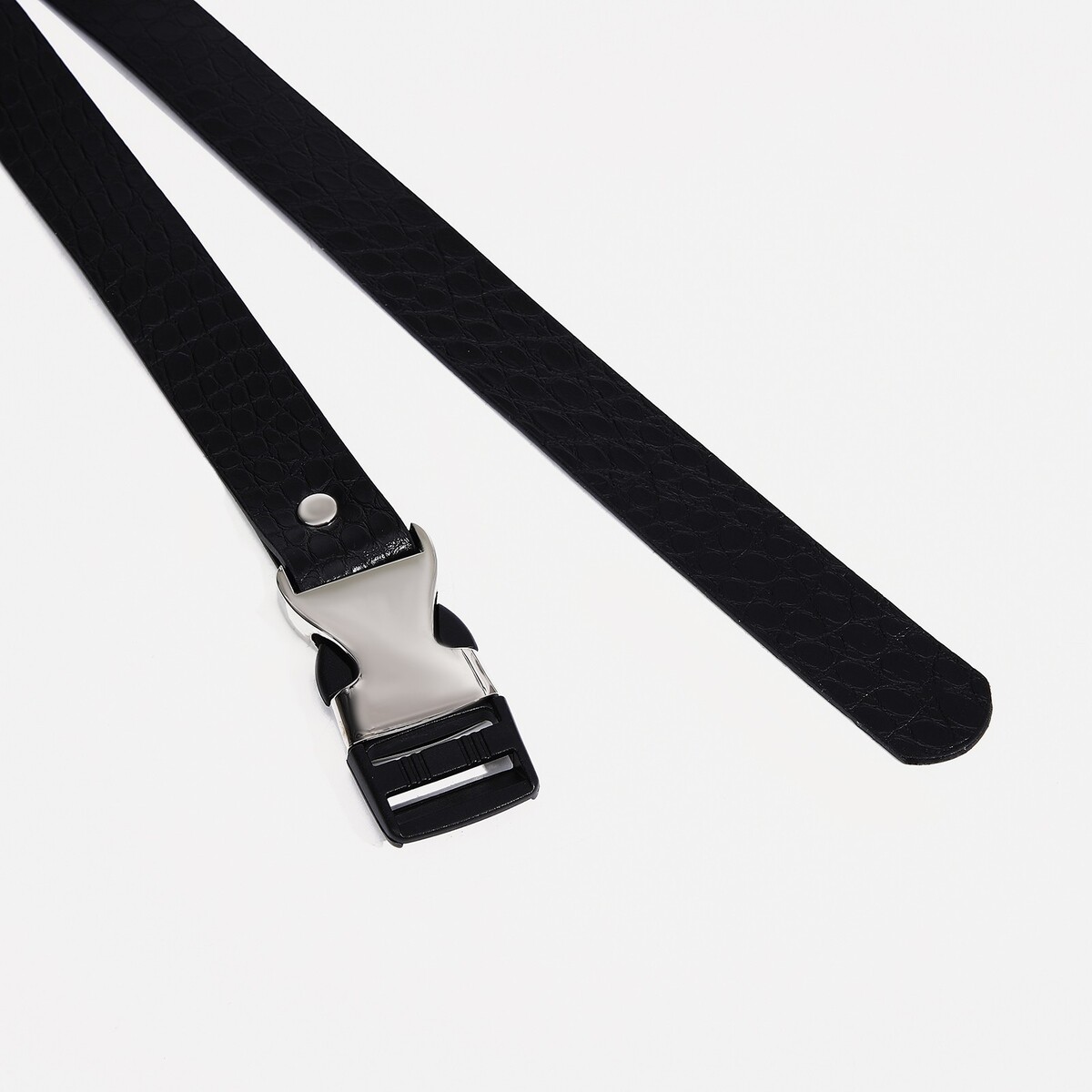 фото Ремень женский, ширина 2.3 см, пряжка пластик, цвет черный no brand