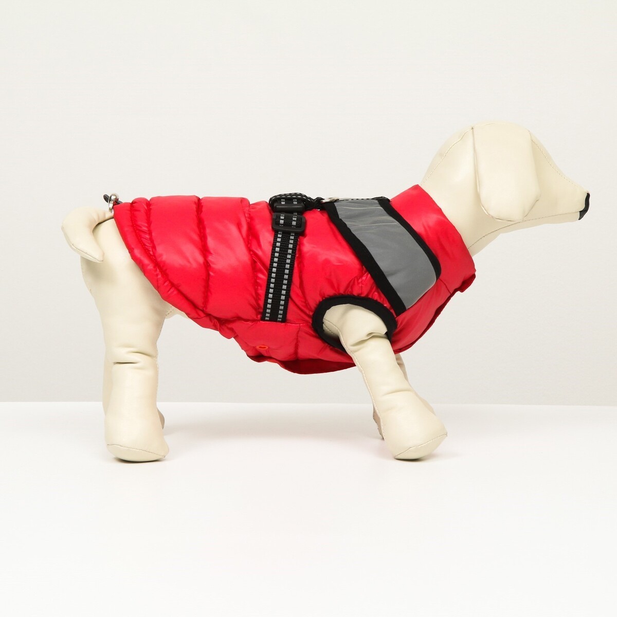 фото Куртка для собак со светоотражающей шлейкой, размер 16 (дс 36, ог 46, ош 35), красная no brand