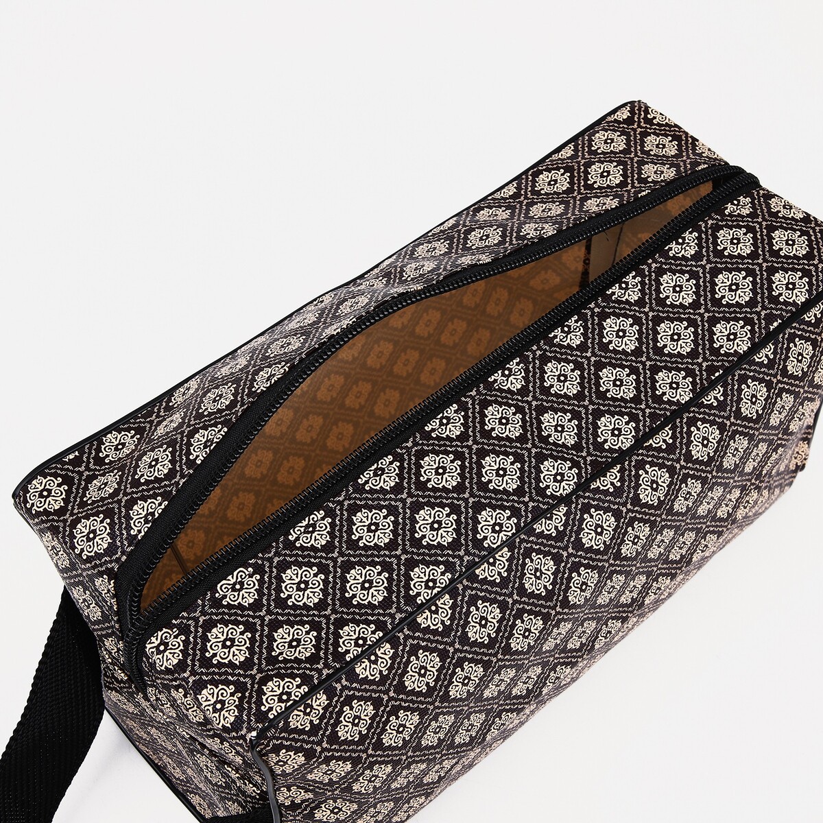 фото Косметичка на молнии, цвет коричневый no brand