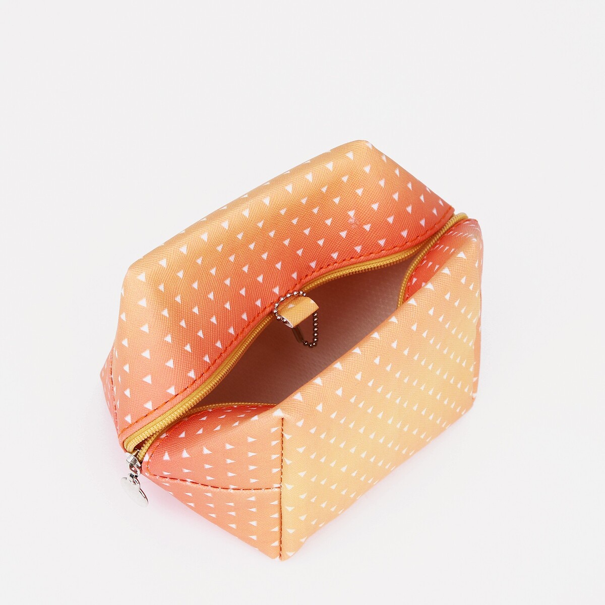 фото Косметичка на молнии, цвет оранжевый no brand