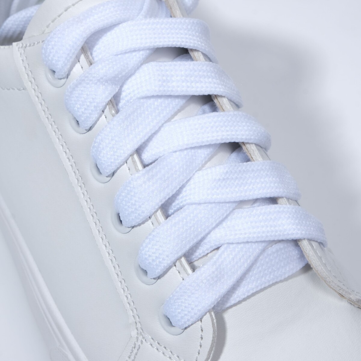 фото Шнурки для обуви, пара, широкие, 12 мм, 120 см, цвет белый onlitop