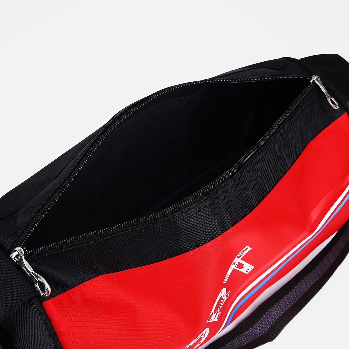 фото Сумка спортивная на молнии, длинный ремень, цвет черный/красный no brand