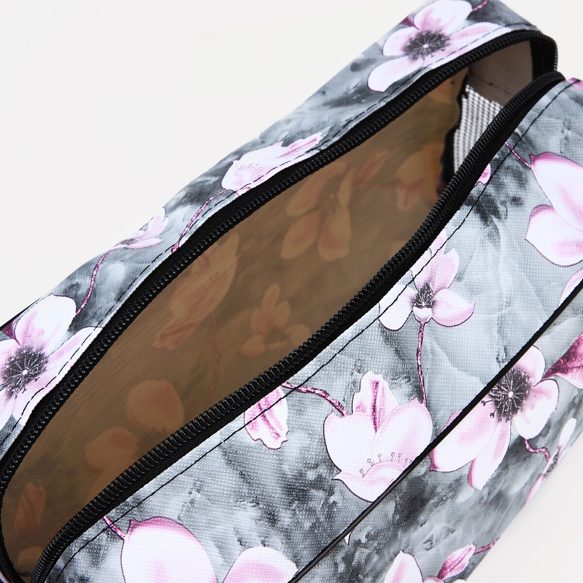 фото Косметичка на молнии, с сеткой, цвет серый no brand