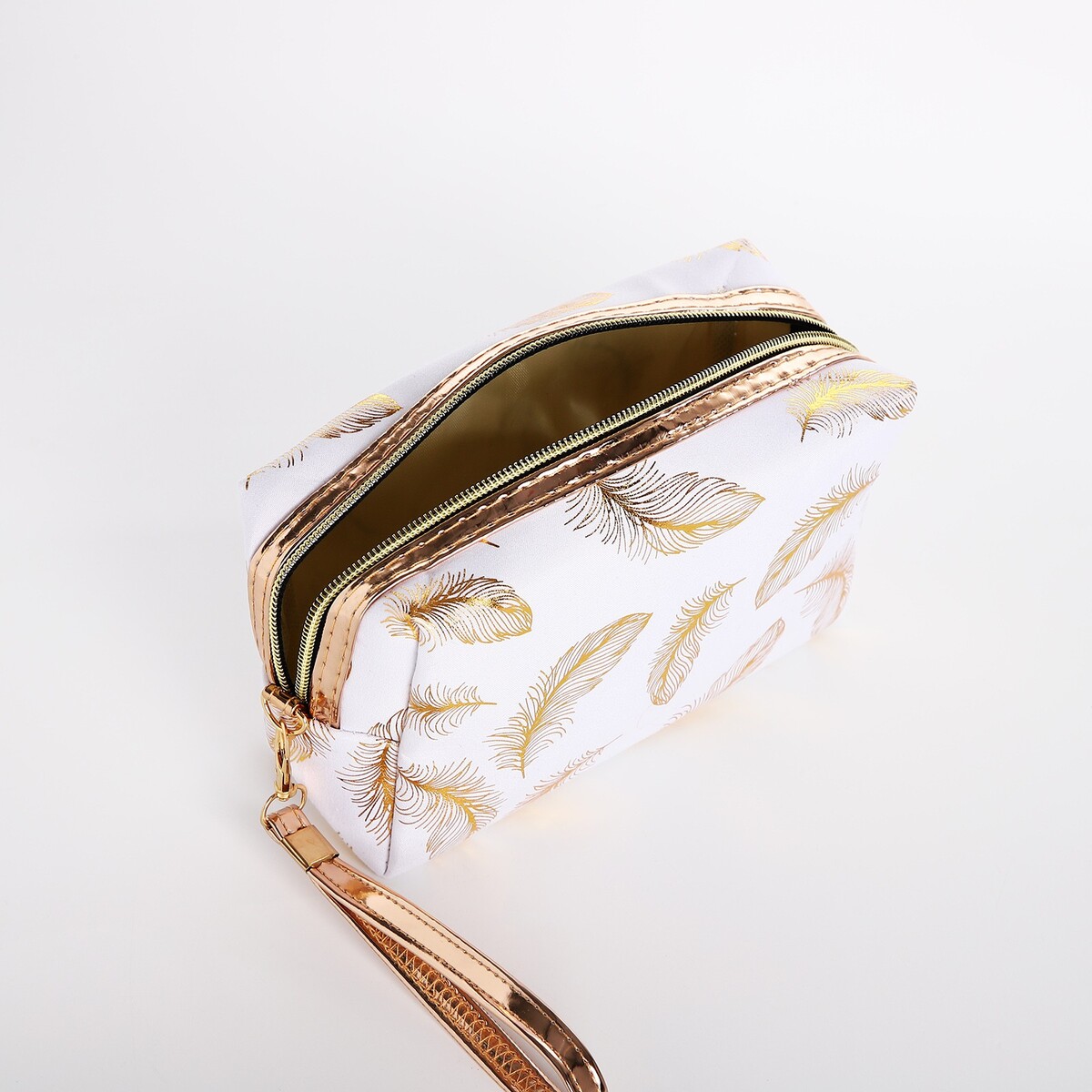 фото Косметичка на молнии, цвет белый no brand