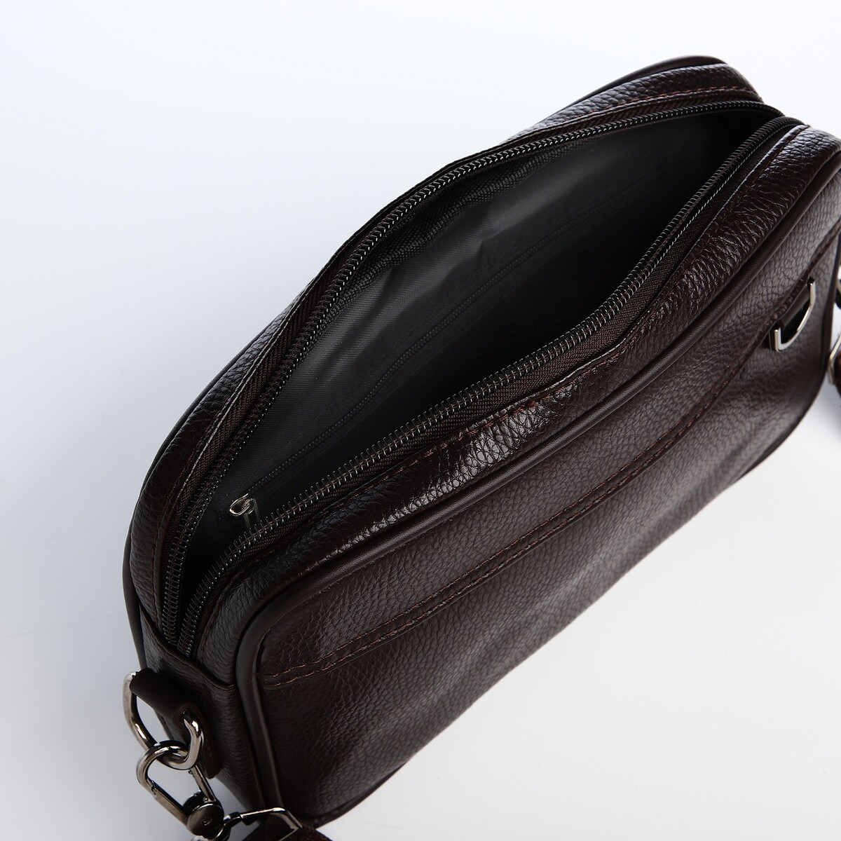 фото Сумка мужская через плечо, искусственная кожа, цвет коричневый no brand