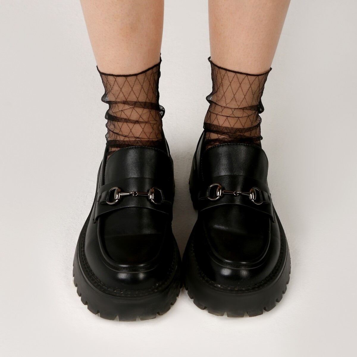 фото Карнавальный аксессуар- носки, цвет черный в клетку страна карнавалия