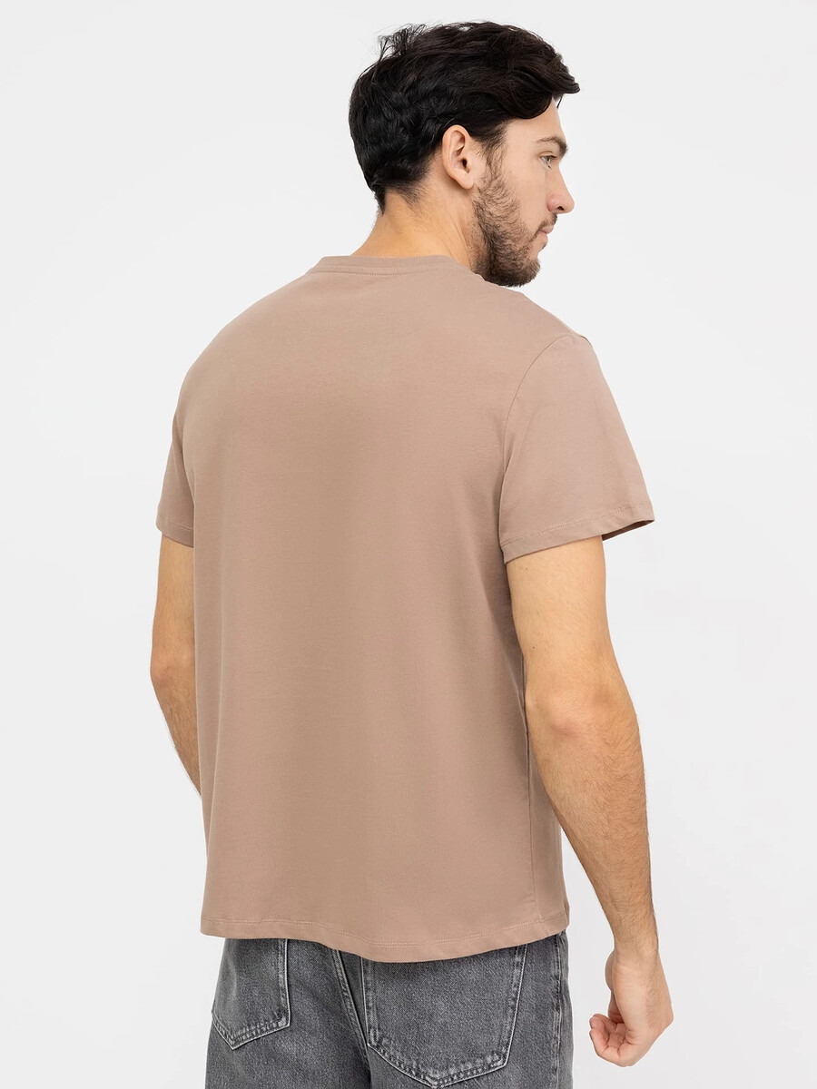 фото Однотонная хлопковая футболка в оттенке mark formelle