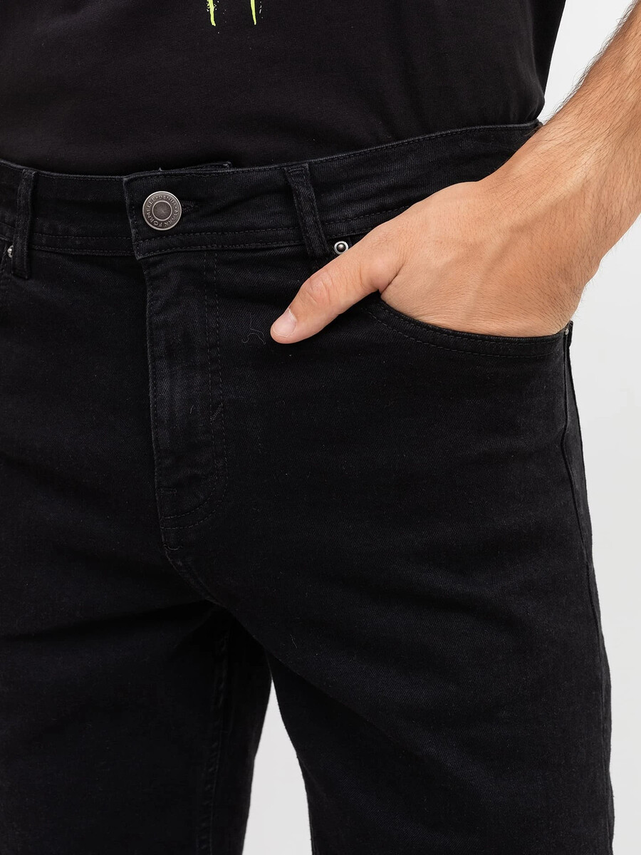 фото Джинсовые шорты черного цвета для мужчин mark formelle