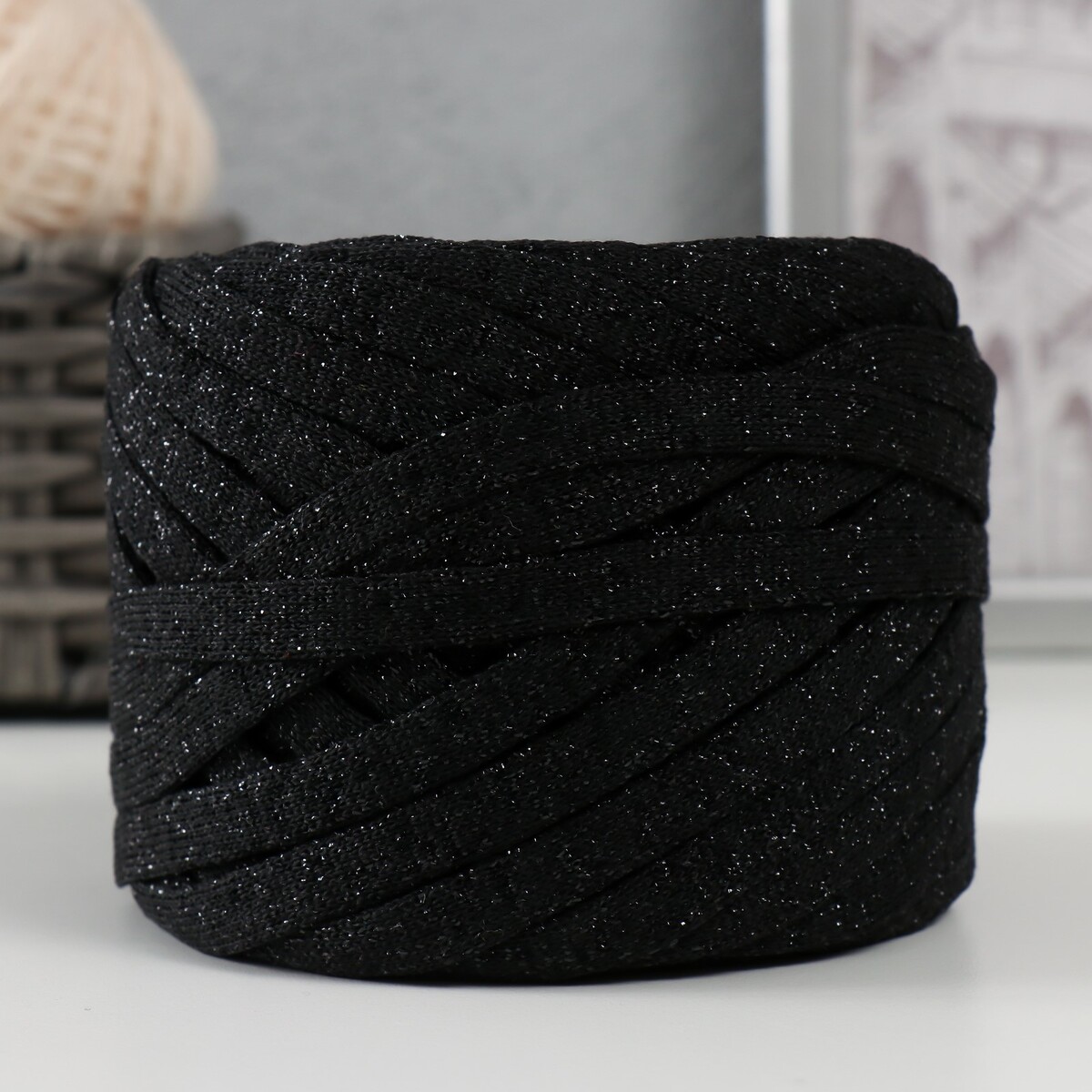 Трикотажная пряжа, Черный
Трикотажная пряжа, Черный