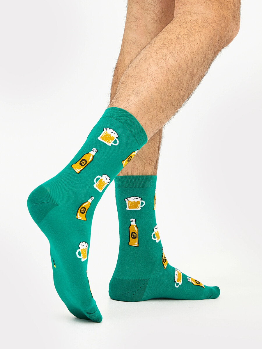 фото Носки мужские зеленые с рисунком в виде пивных бокалов и бутылок mark formelle