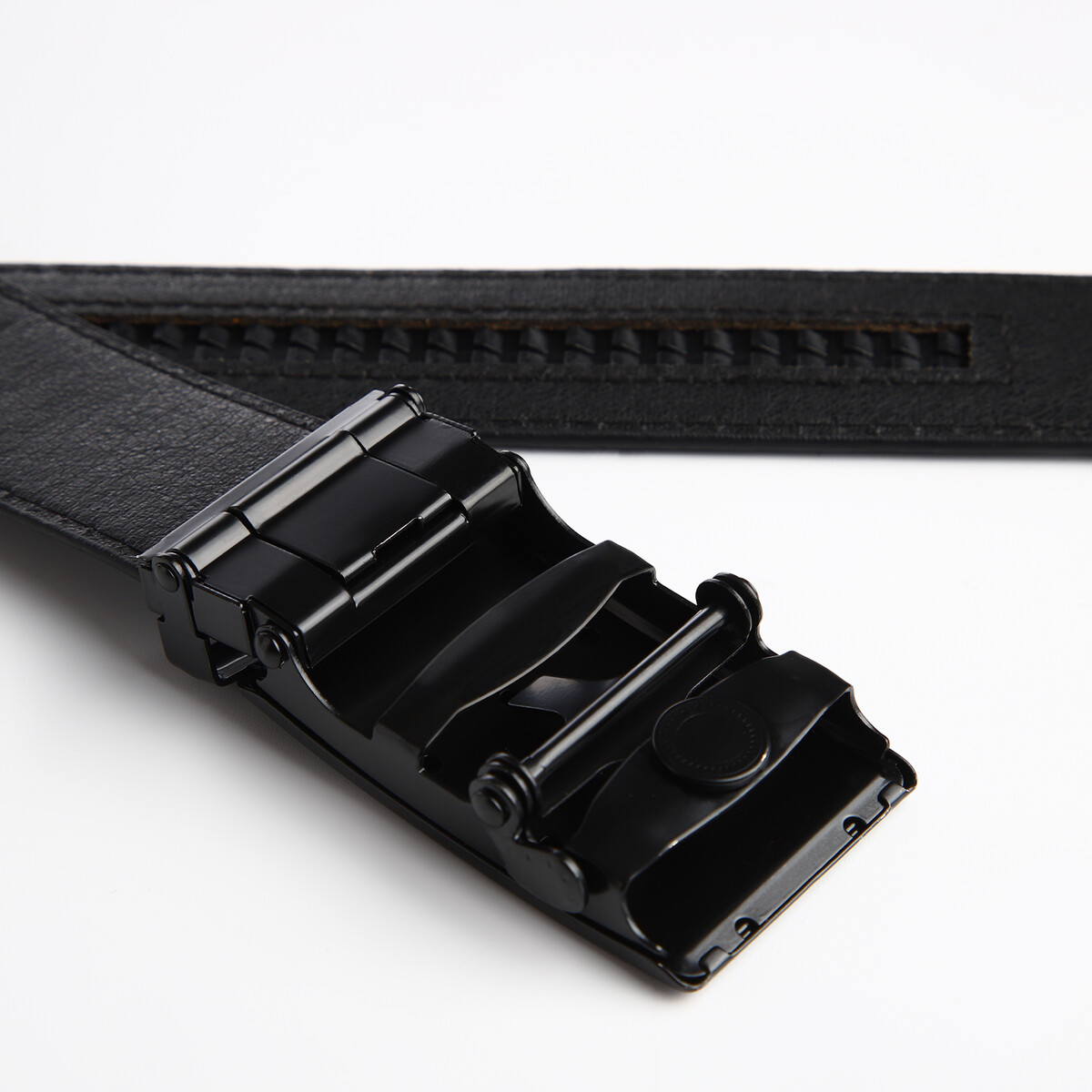 фото Ремень муж 06-01-03-01, 3,5*0,3*135 см, великан, автомат, черный no brand