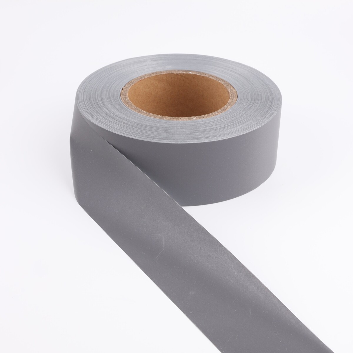 

Светоотражающая лента, 50 мм, 100 ± 1 м, цвет серый