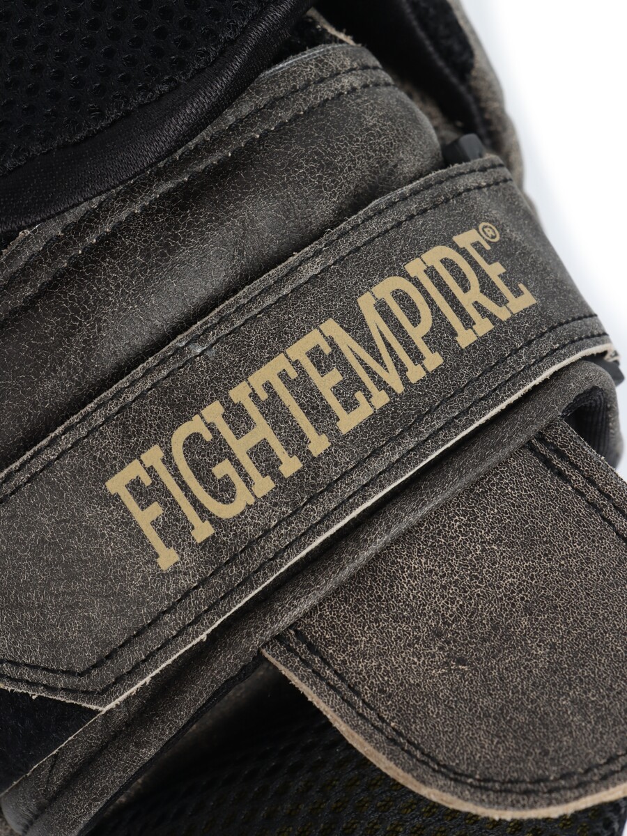 Лапы боксерские изогнутые fight empire, vintage, натуральная кожа, ретро-серые, пара, Серый
Лапы боксерские изогнутые fight empire, vintage, натуральная кожа, ретро-серые, пара, Серый