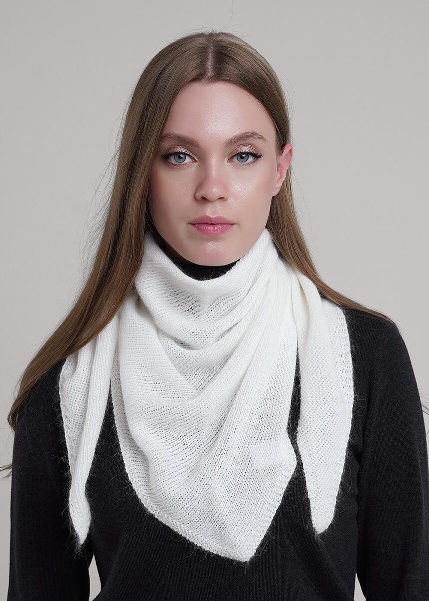 Шарф платок, Белый;молочный
Шарф платок, Белый;молочный