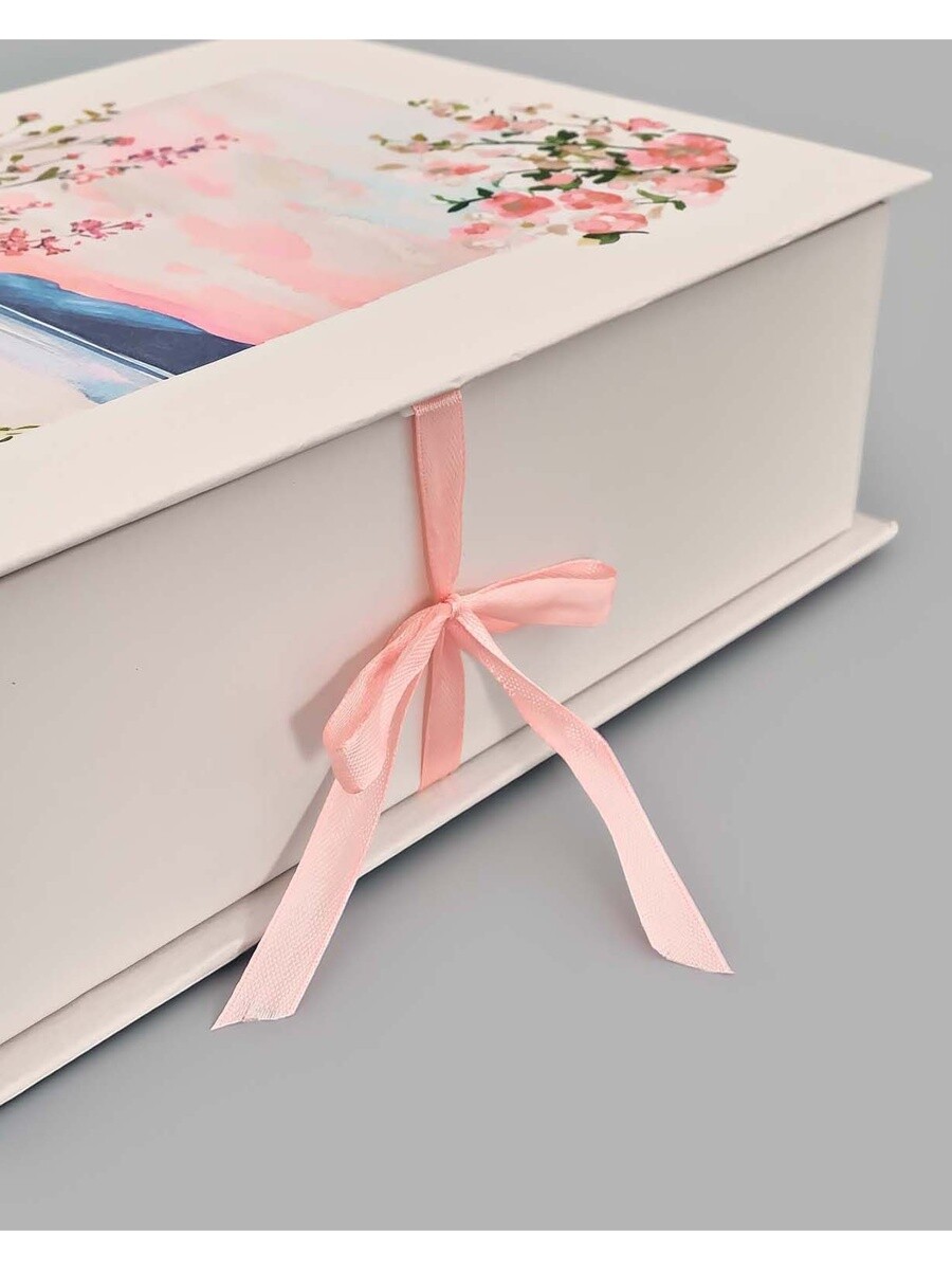 Коробка - книга подарочная, Белый
Коробка - книга подарочная, Белый