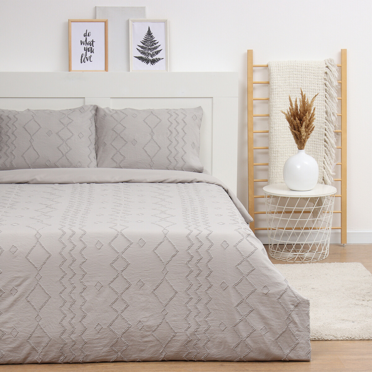 Постельное белье спальное, Серый
Постельное белье спальное, Серый