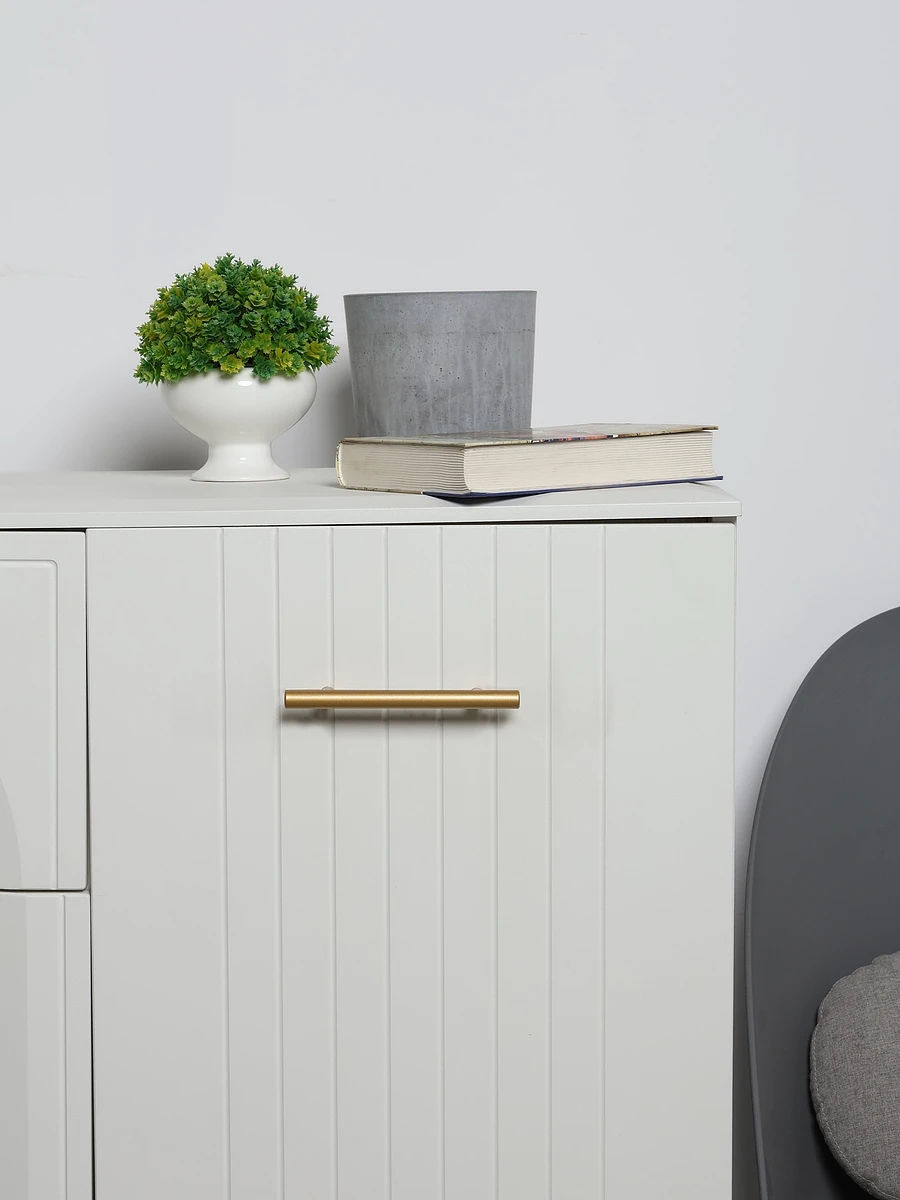 Ручка рейлинг тундра, облегченная, d=12 мм, м/о 96/150 мм, внеш ножка, цвет золото
Ручка рейлинг тундра, облегченная, d=12 мм, м/о 96/150 мм, внеш ножка, цвет золото