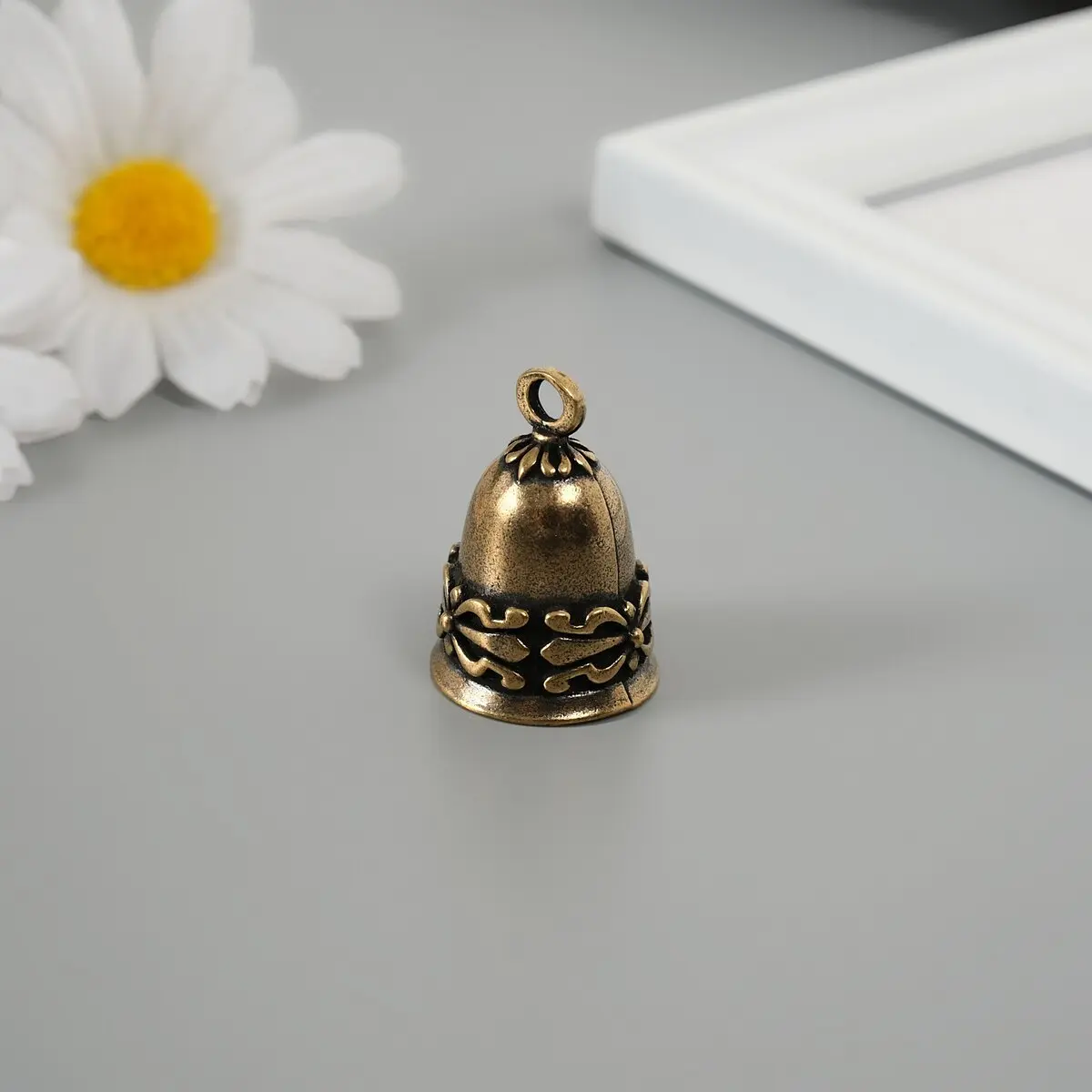Колокольчик-подвеска, Бронзовый
Колокольчик-подвеска, Бронзовый