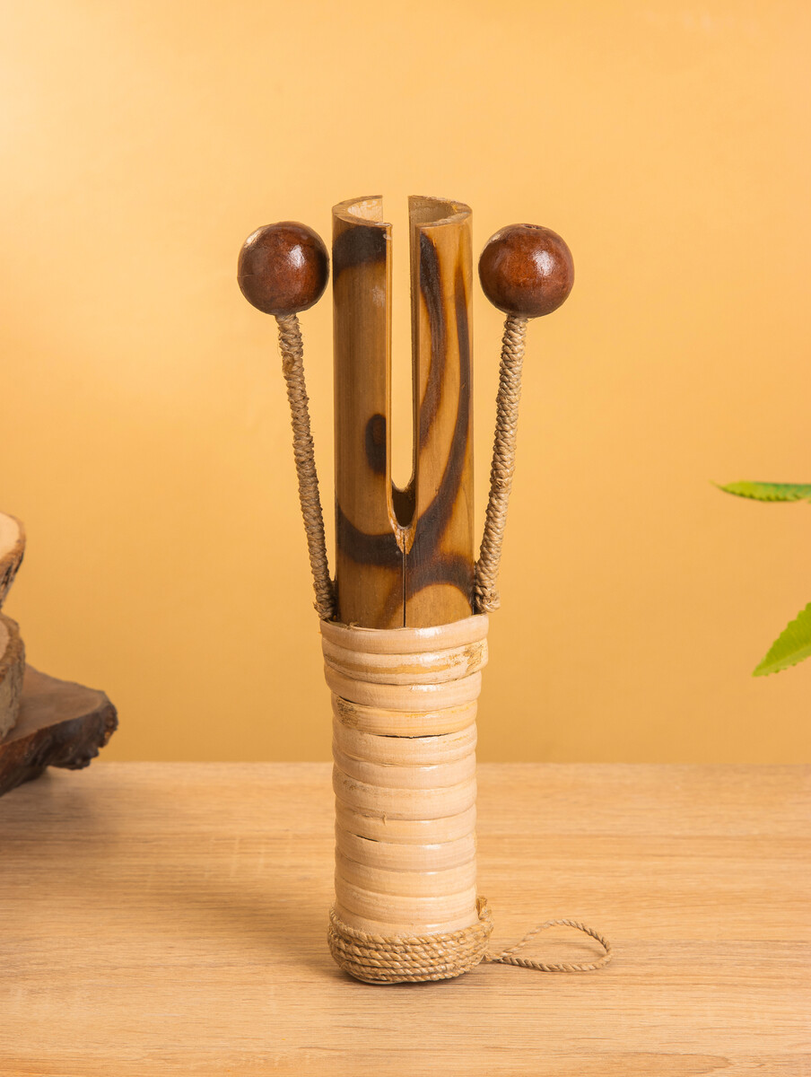 Сувенирный музыкальный инструмент
Сувенирный музыкальный инструмент