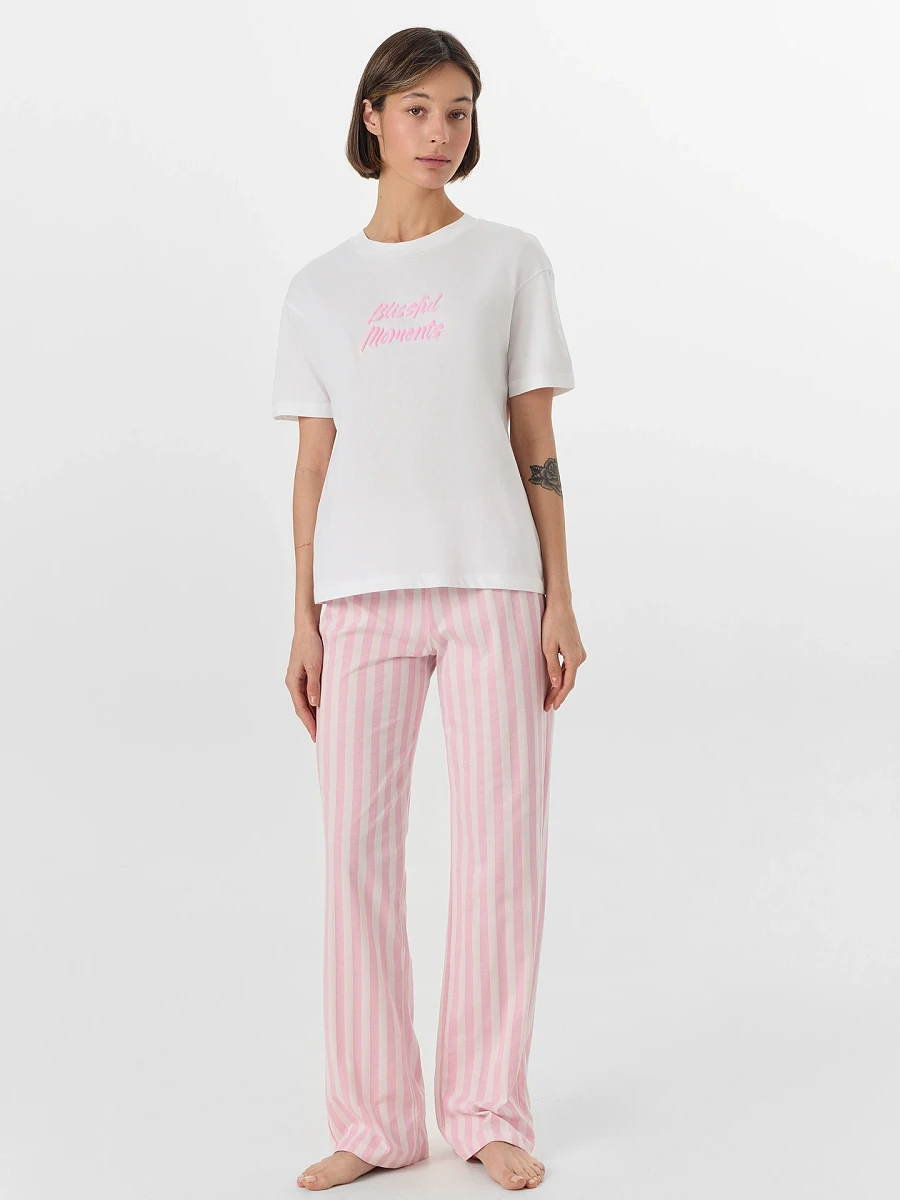 Комплект домашний женский с надписью, Белый;белый +розовая полоска
Комплект домашний женский с надписью, Белый;белый +розовая полоска