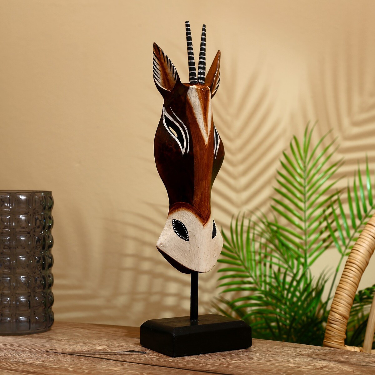 Маска, Коричневый
Маска, Коричневый