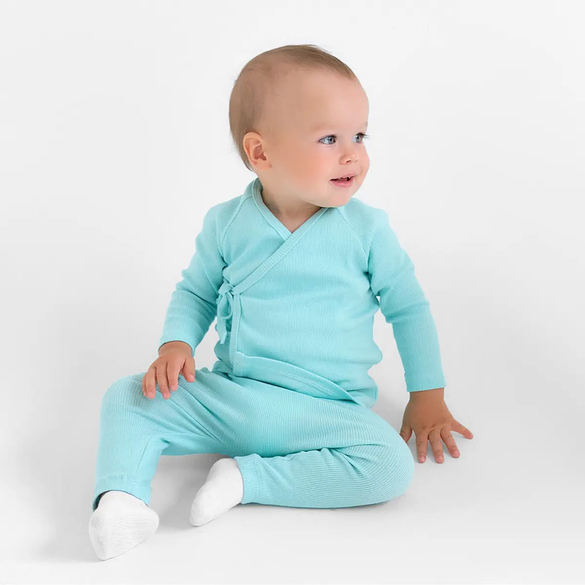 Костюм кофта штаны, Голубой
Костюм кофта штаны, Голубой