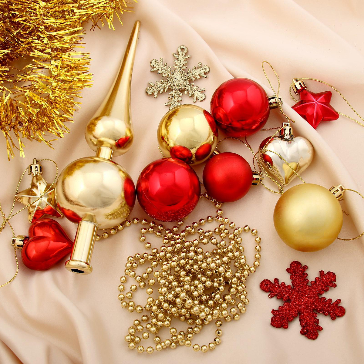 

Ёлочные игрушки, Красный;золотистый