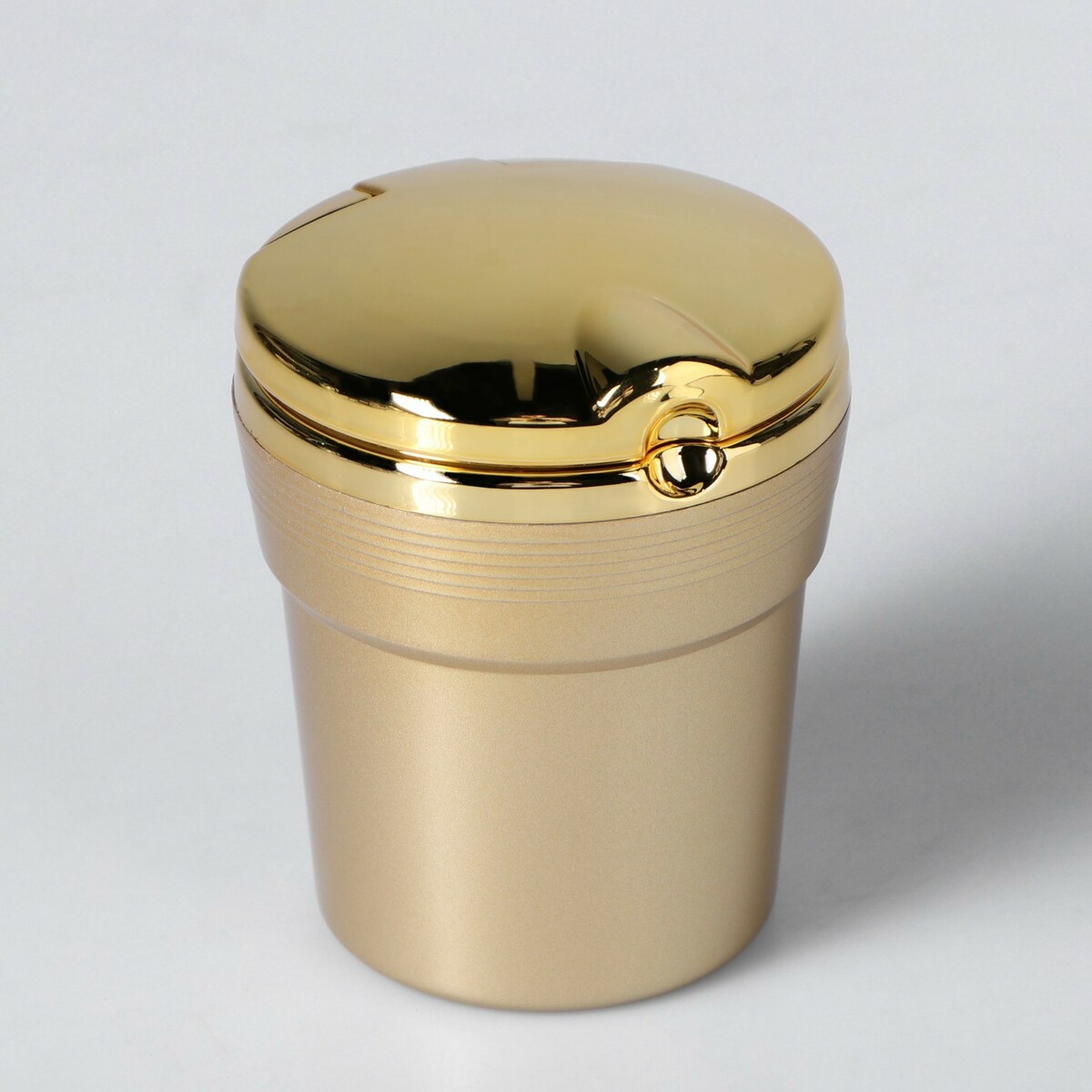 Пепельница для авто torso c подсветкой, 7.5×9 см, золотистый пепельница для авто torso стразы