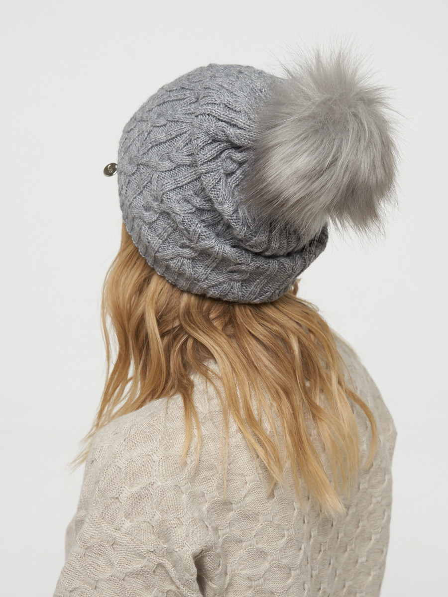 фото Шапка vay