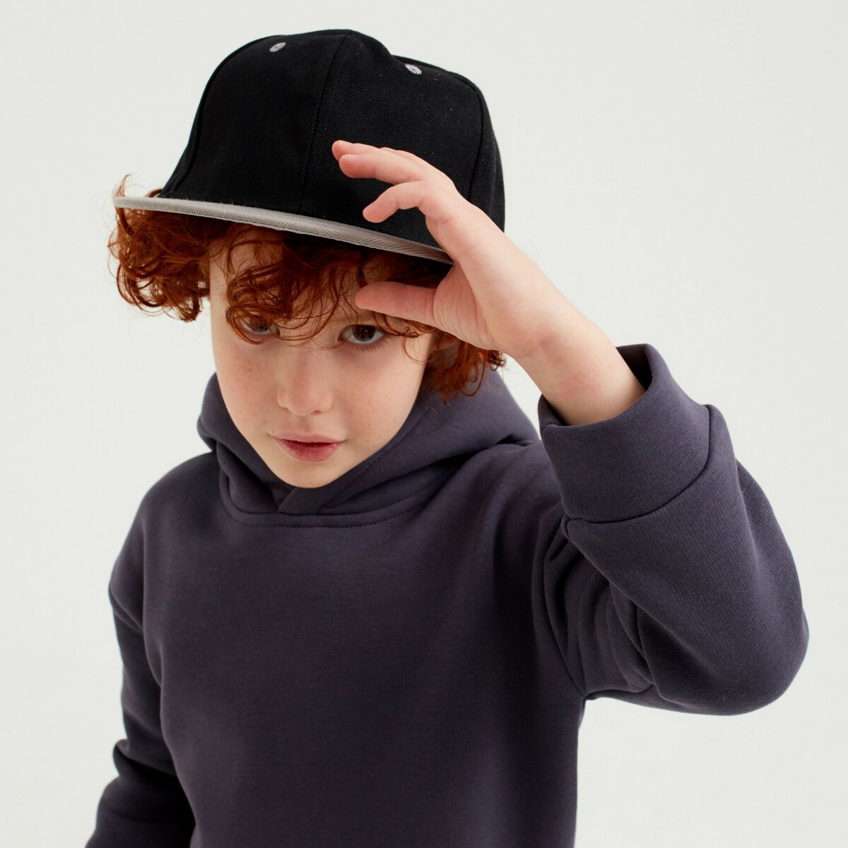 Бейсболка с прямым козырьком для мальчика minaku, размер 56, цвет черный/серый комплект футболка 3шт для мальчика