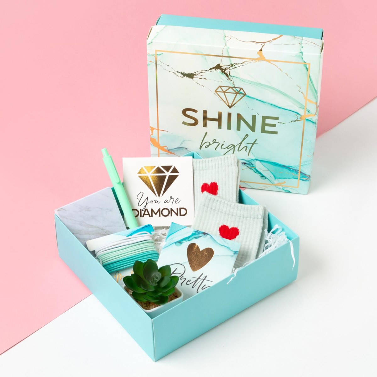 

Женский подарочный набор kaftan