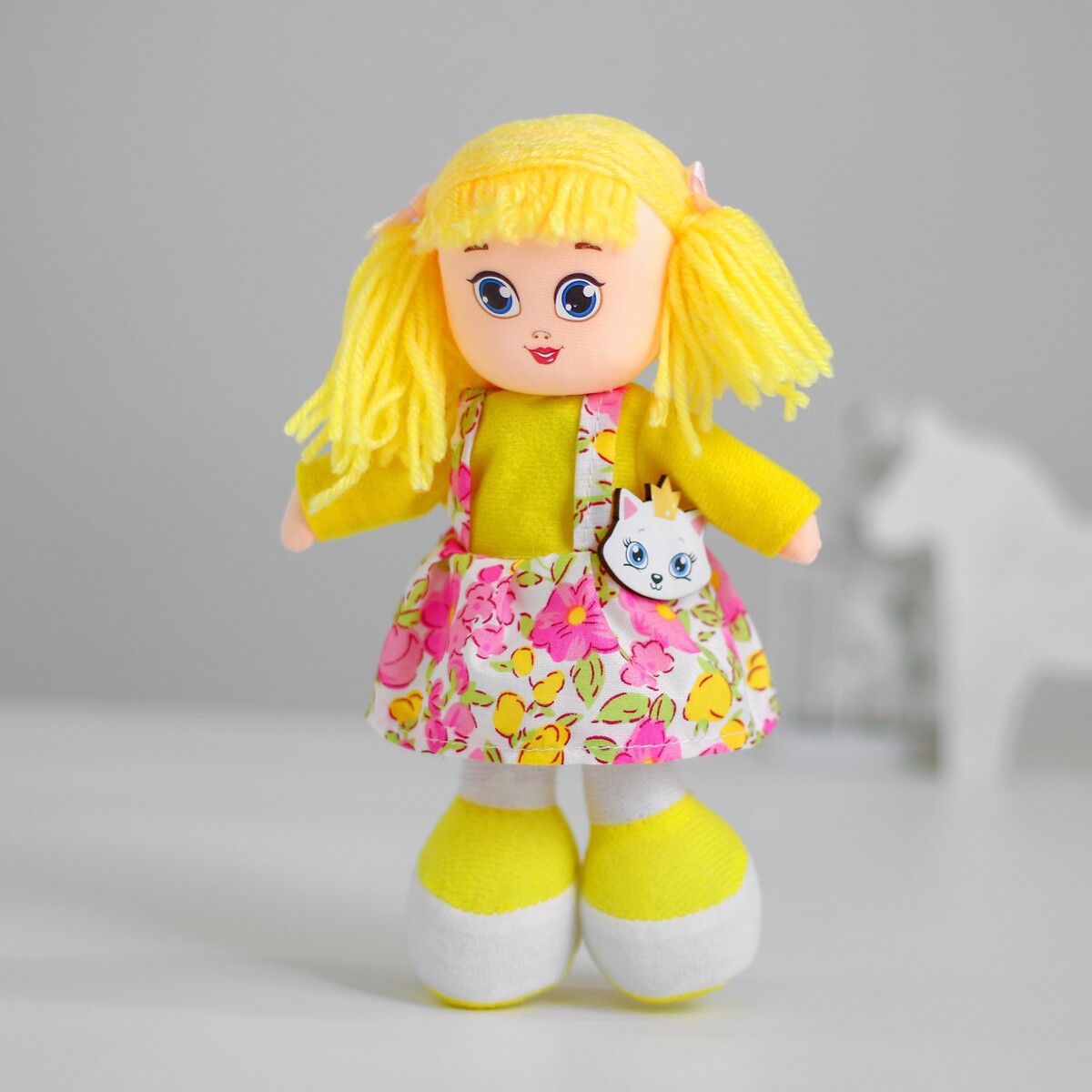 Купить куклу марины. Кукла "Саша", с брошкой, 21 см.