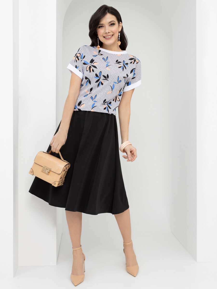 

Костюм с юбкой, Разноцветный