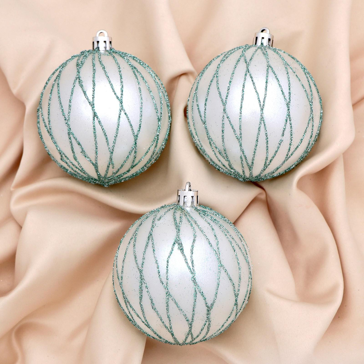 

Ёлочные игрушки, Зеленый;белый