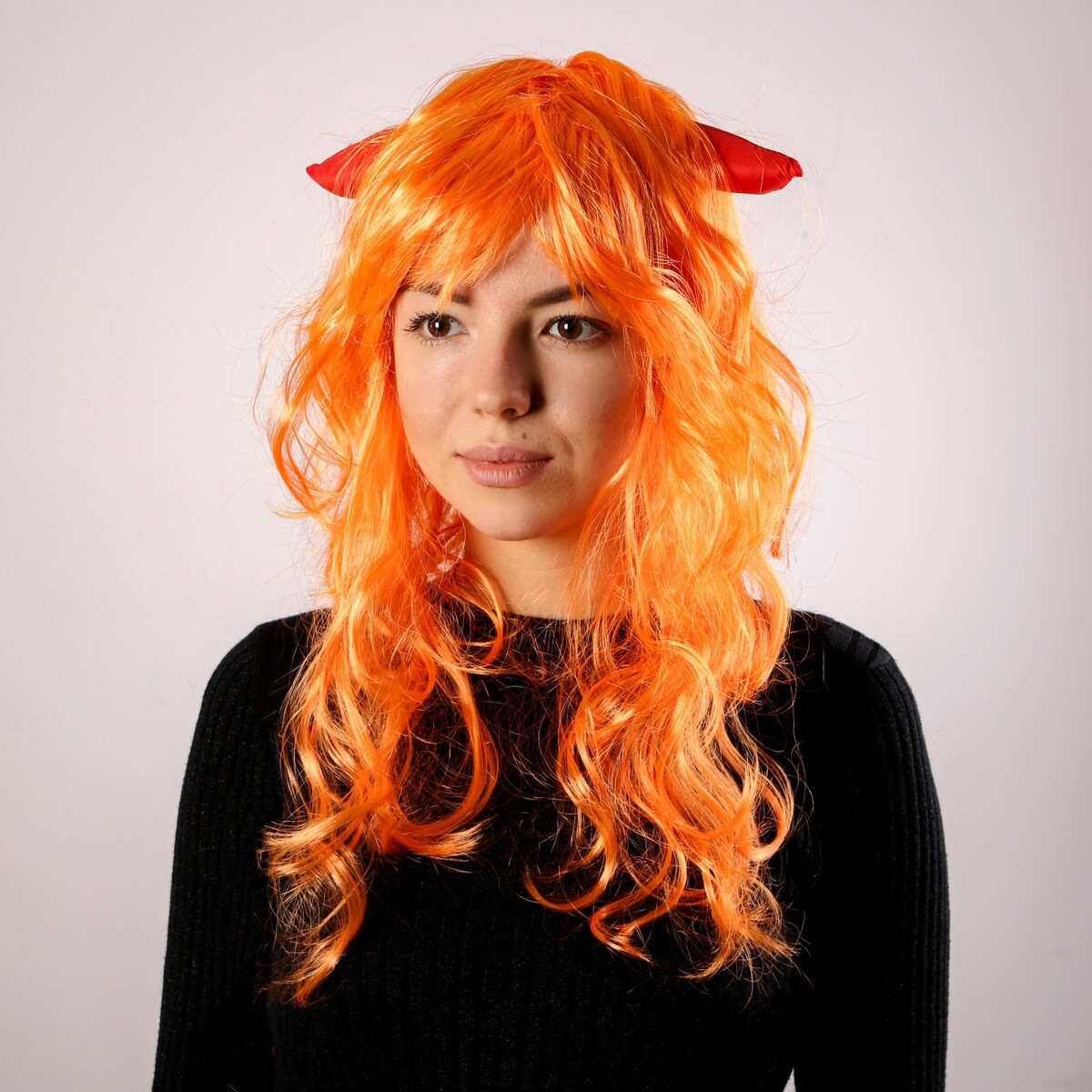 Карнавальный парик, с красными рогами, цвет рыжий, 130 г карнавальный парик длинные прямые волосы оранжевый 120 г