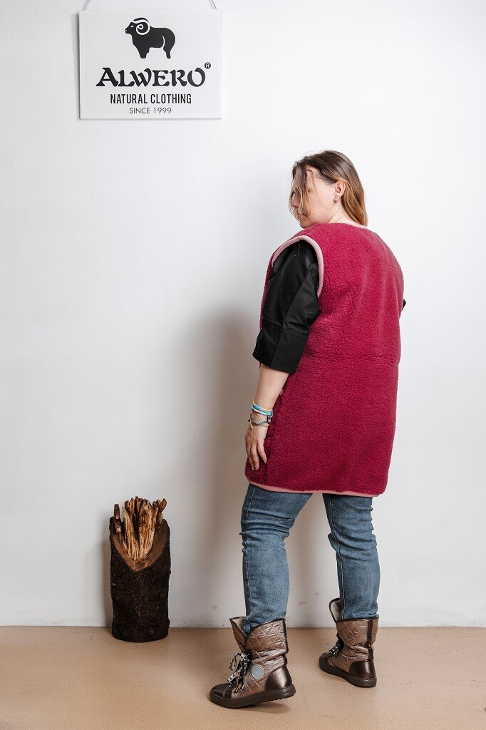 

Жилет, Бордовый