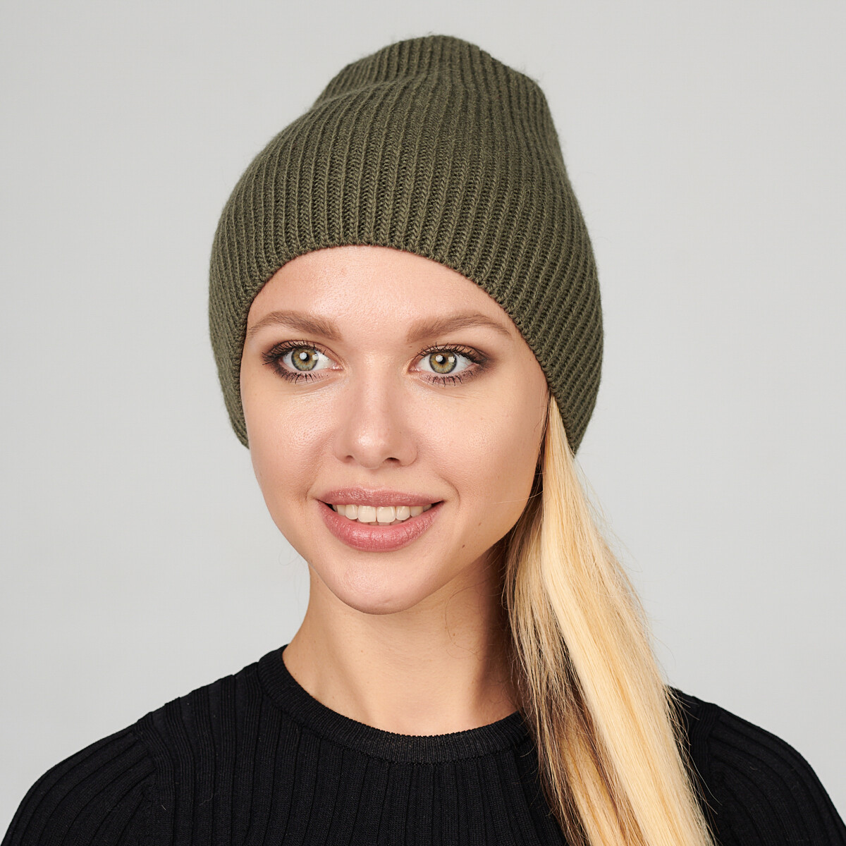 фото Шапка flioraj