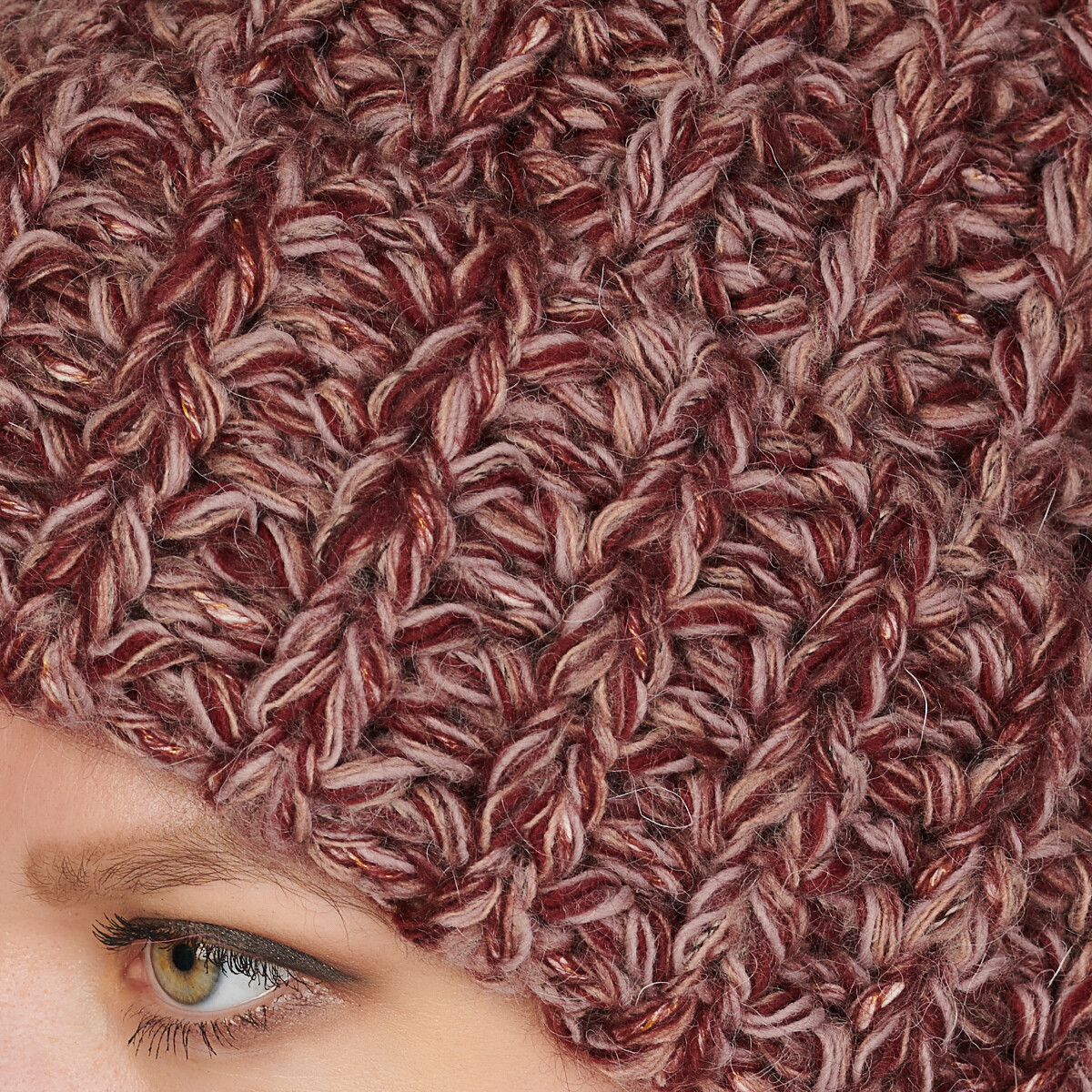 фото Шапка flioraj