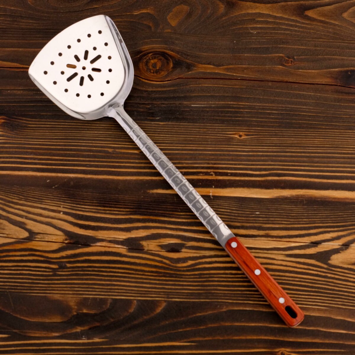 Шумовка-лопатка для казана узбекская 45см, ширина 14см, с деревянной ручкой шампур с деревянной ручкой рабочая длина 40 см ширина 10 мм толщина 2 мм с узором