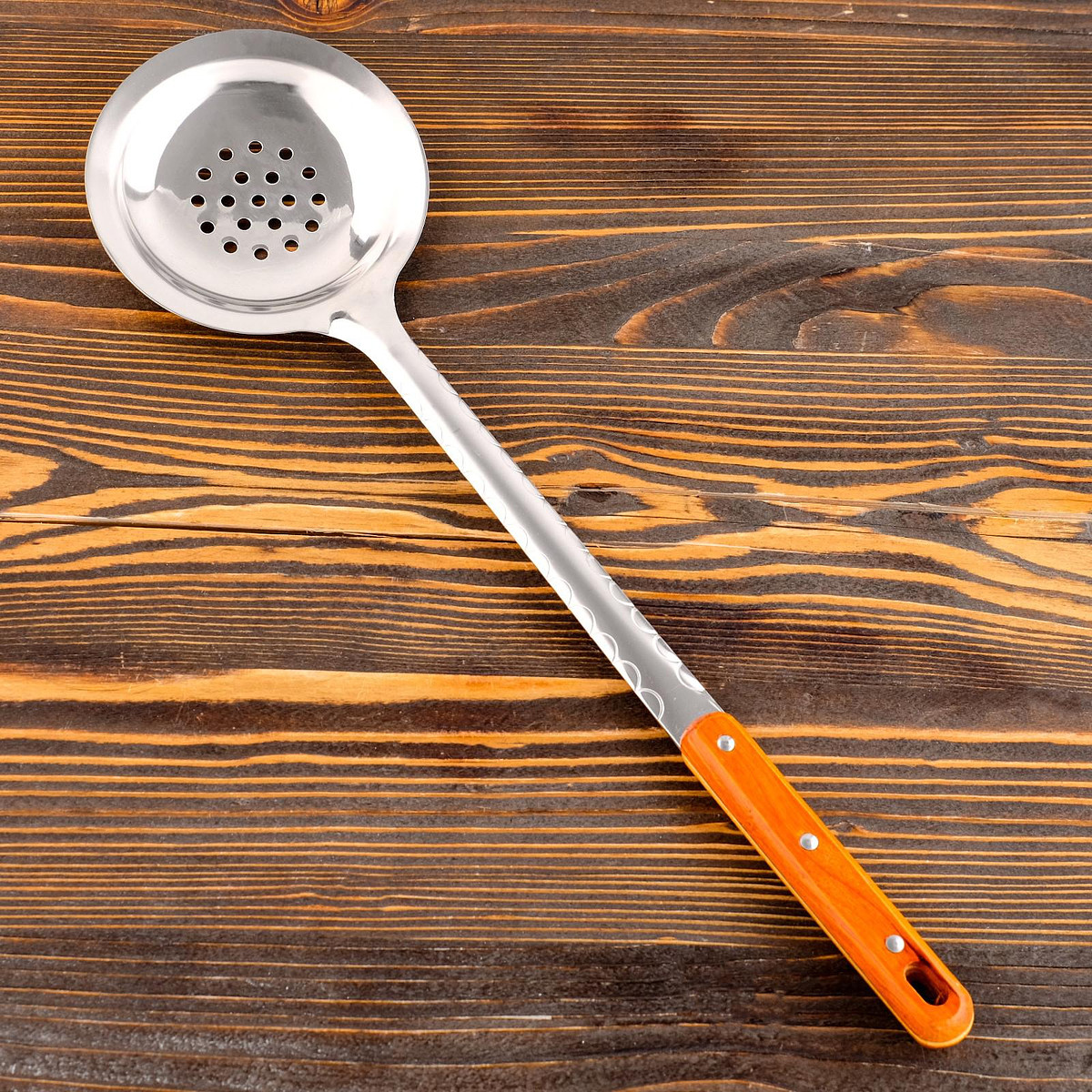 

Шумовка для казана шафран, 45 см, диаметр 12 см, узбекская, с деревянной ручкой, металл, Коричневый;серебристый