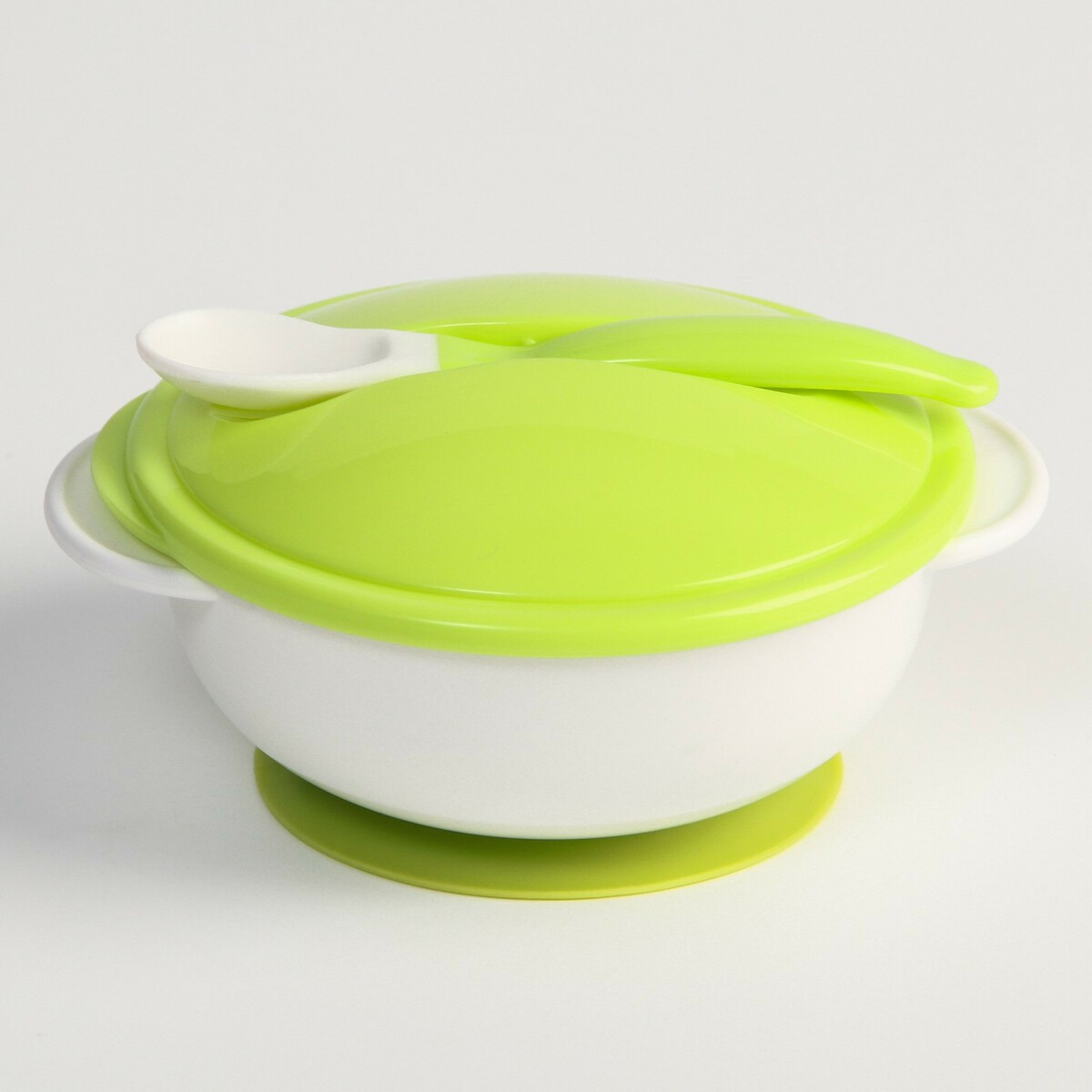 Набор детской посуды: миска на присоске 400мл., с крышкой, ложка, цвет белый/зеленый набор для кормления 3 предмета тарелка на присоске 350 мл крышка термоложка синий